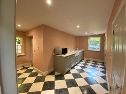 Property Image #4 of 11