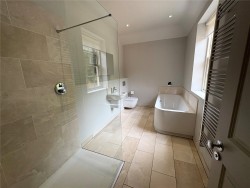 Property Image #13 of 18
