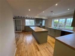 Property Image #4 of 17
