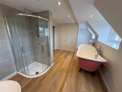 Property Image #11 of 17
