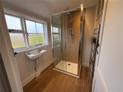 Property Image #15 of 17