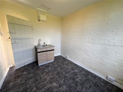 Property Image #12 of 14