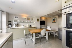 Property Image #6 of 13