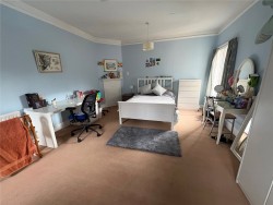 Property Image #5 of 11