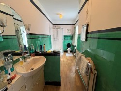 Property Image #6 of 11