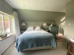 Property Image #6 of 11