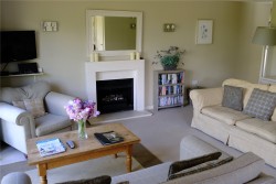 Property Image #5 of 11