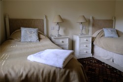 Property Image #8 of 11