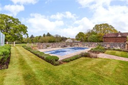 Property Image #4 of 19