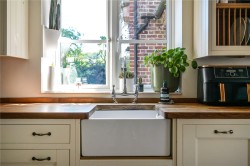 Property Image #4 of 24