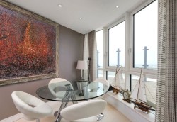 Property Image #5 of 13