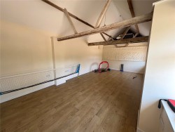 Property Image #14 of 18