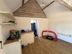 Property Image #15 of 18