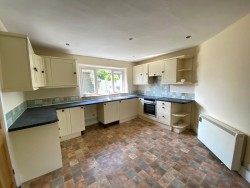 Property Image #3 of 9