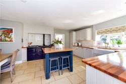 Property Image #6 of 16
