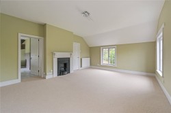 Property Image #8 of 18