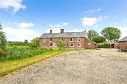 Property Image #16 of 18