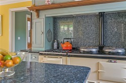 Property Image #6 of 21