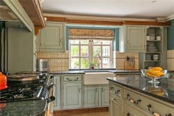 Property Image #5 of 21