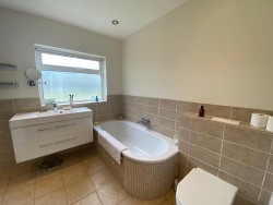 Property Image #6 of 9