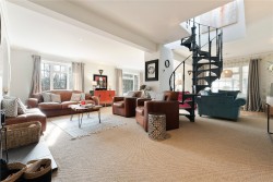 Property Image #2 of 21