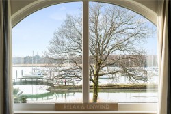 Property Image #17 of 21