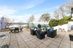 Property Image #18 of 21