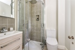 Property Image #17 of 23
