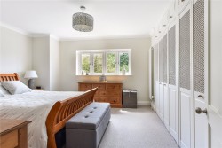 Property Image #16 of 23