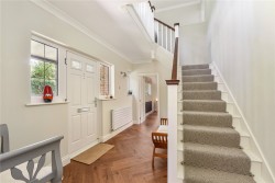 Property Image #11 of 23