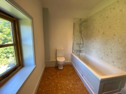 Property Image #4 of 8