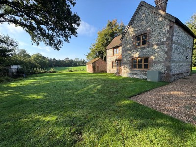 Charlwood Lane, Alresford
