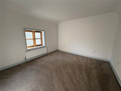 Property Image #7 of 11