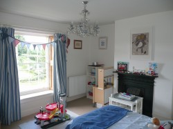 Property Image #8 of 14