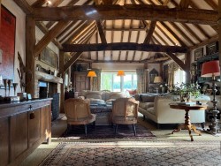 Property Image #2 of 21
