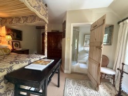 Property Image #15 of 21