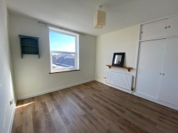 Property Image #4 of 6