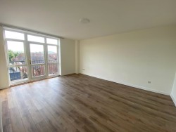 Property Image #2 of 6