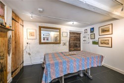 Property Image #6 of 17