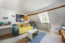 Property Image #12 of 17