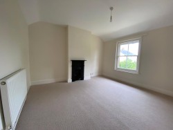 Property Image #7 of 10