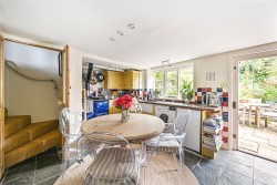 Property Image #4 of 13