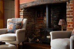 Property Image #4 of 17