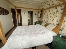 Property Image #10 of 18