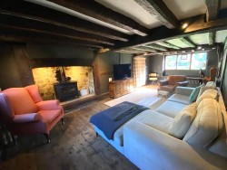 Property Image #5 of 14