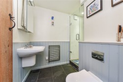 Property Image #10 of 14