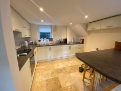 Property Image #4 of 9