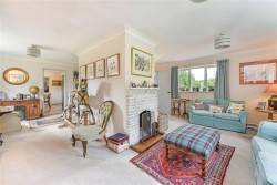 Property Image #4 of 11