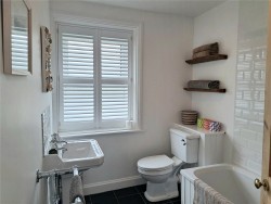 Property Image #9 of 12