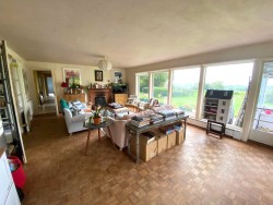 Property Image #3 of 12